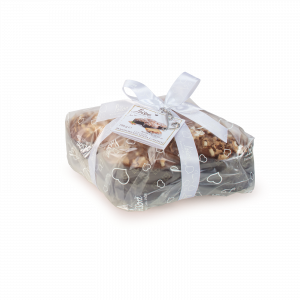 Colomba cakes without candied fruit and raisins